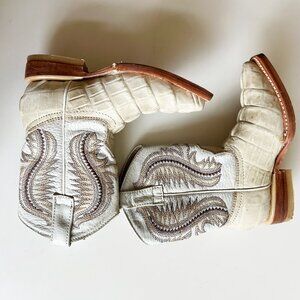 Carretta Boots handcrafted in Mexico